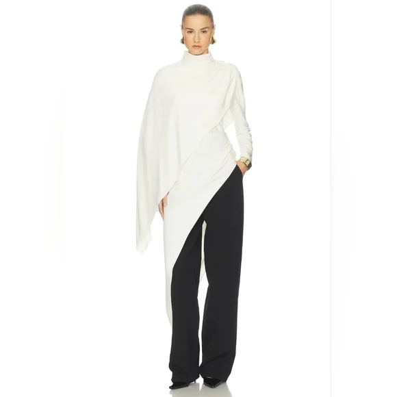 Big Sale! Helsa The Wilhelmina Cape Top in Cream - Picture 5 of 9